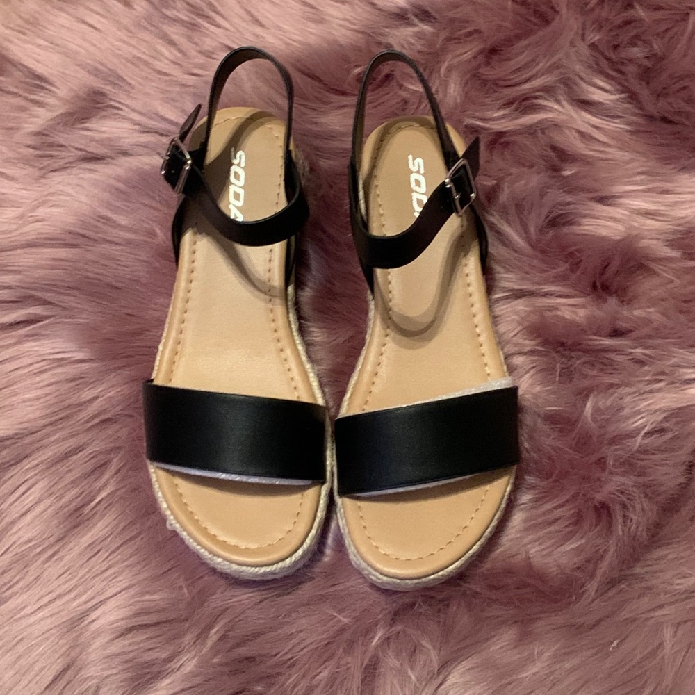 New in box Black platform sandals